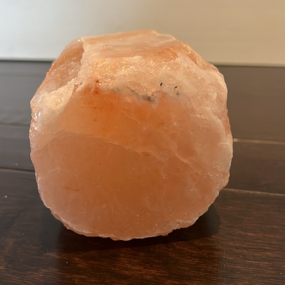Himalayan salt rock votive holder - Picture 5 of 7